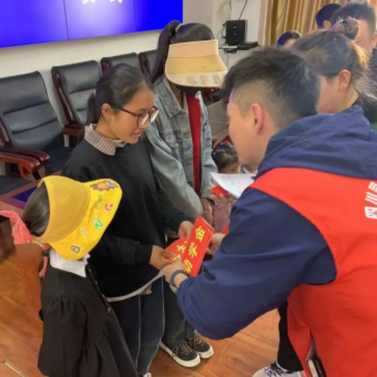 同心普法零距离 明炬律师“同心团”系列报道二1215.png