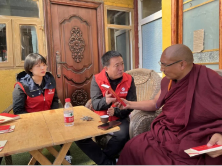 同心普法零距离 明炬律师“同心团”系列报道一793.png